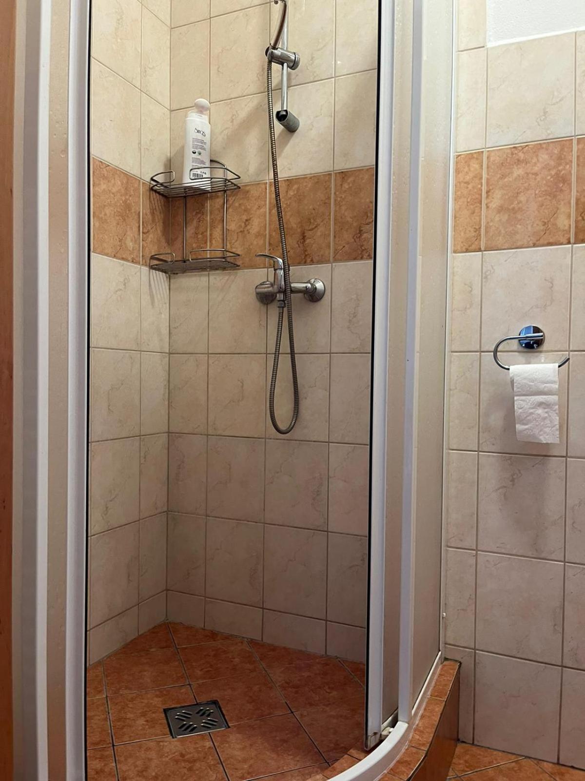 1St Plaza Apartment Bratislava Exterior foto